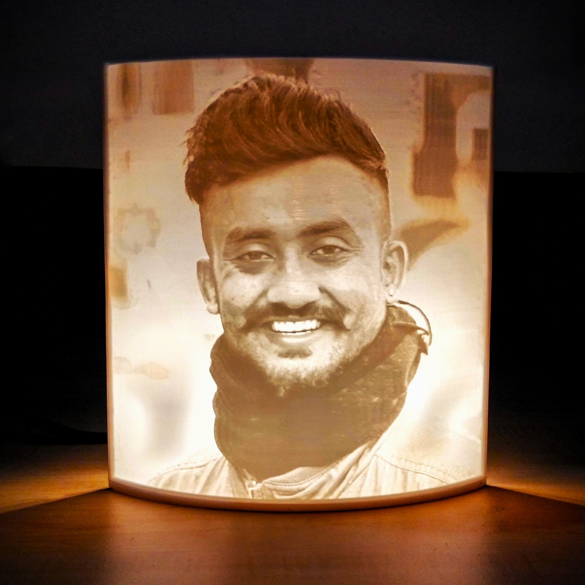 1685371410466-01 Curved Litholamp - Image 6